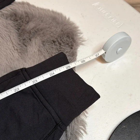 lululemon athletica Black Joggers Size 0 - Picture 6 of 6